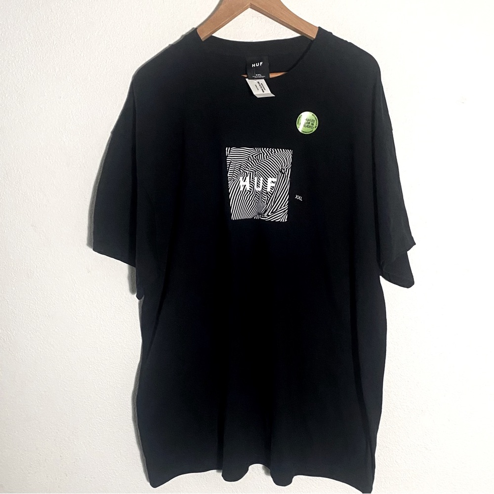 HUF Mens T/S Feels Black Crewneck T-Shirt NWT